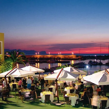 Palm Szálloda 3*