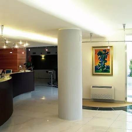 Palm Cinisi